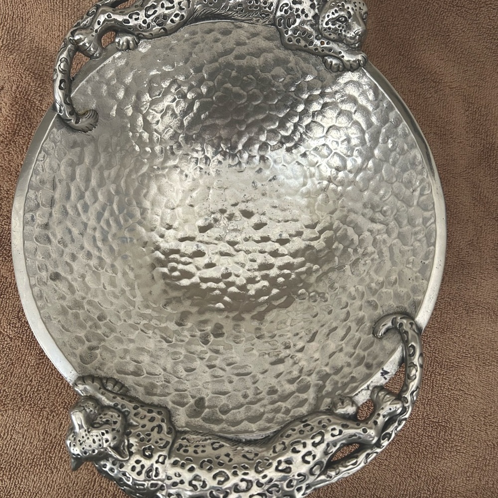 Arthur Court Retired 2000 Large Hammered Aluminum Footed Leopard Bowl. Vintage